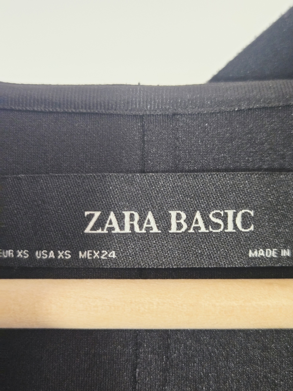 black Zara Basic faux-suede open-front hooded coat featuring side pockets Xs
